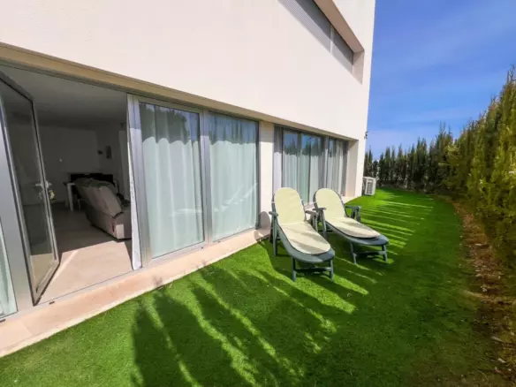 2-bedroom Apartment In Torrevieja, Spain (78 M²)