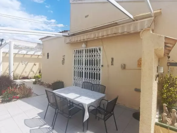 3-bedroom Villa In Orihuela Costa, Spain (123 M²)