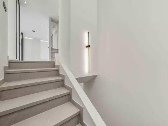 4-bedroom Villa In Polop, Spain (200 M²)