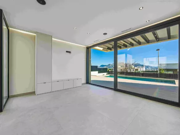 4-bedroom Villa In Polop, Spain (200 M²)