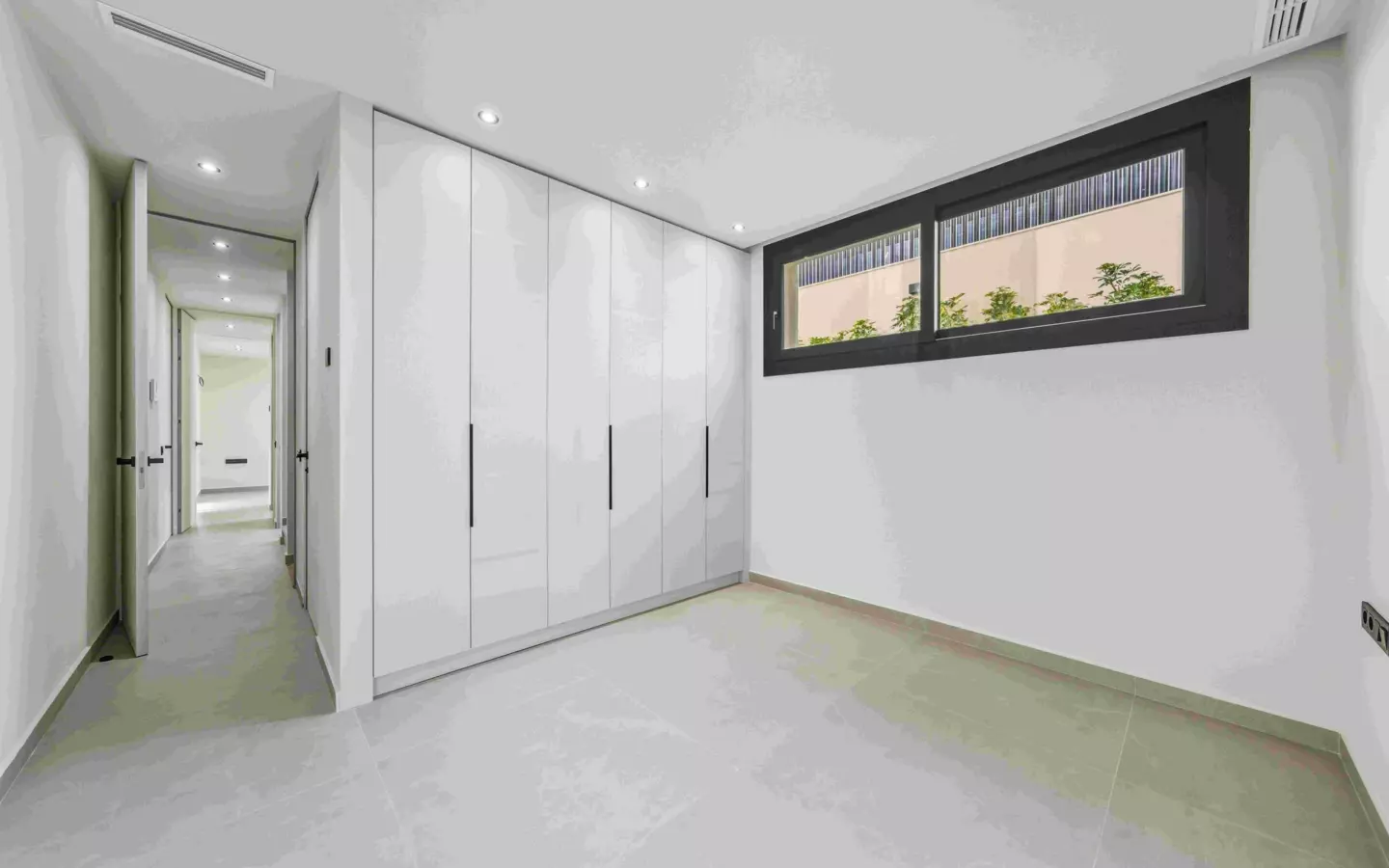4-bedroom Villa In Polop, Spain (200 M²)