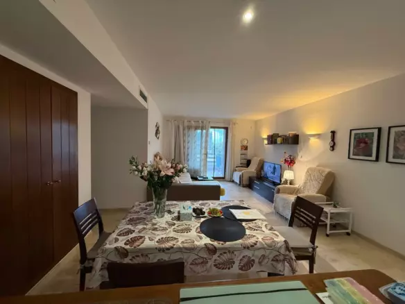 2-bedroom Apartment In Torrevieja, Spain (100 M²)