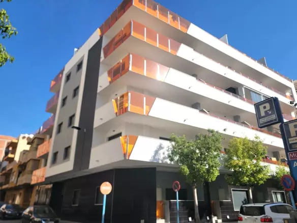 3-bedroom Apartment In Torrevieja, Spain (148 M²)