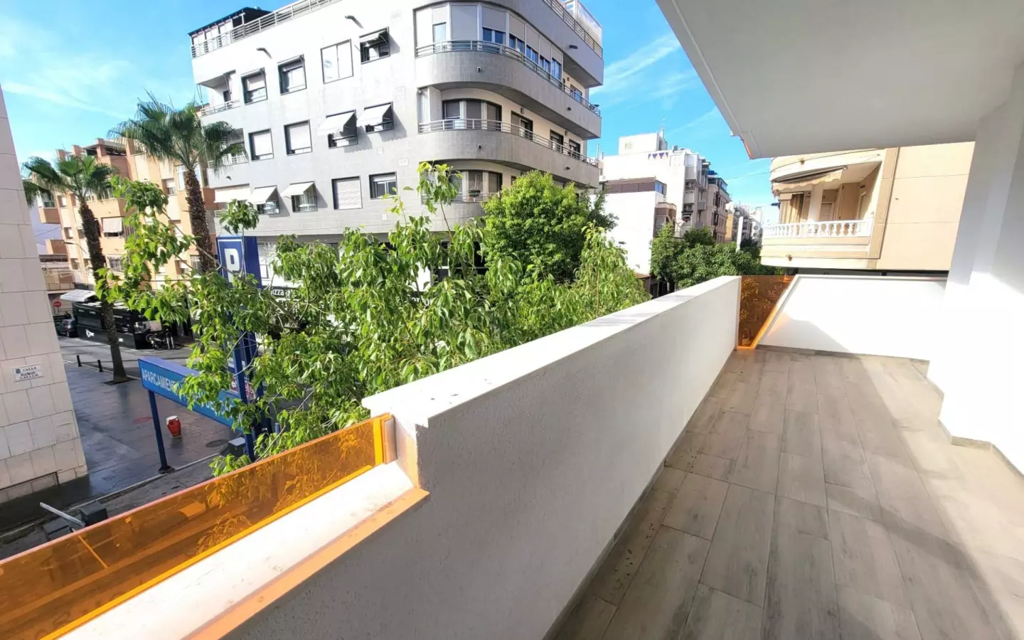 3-bedroom Apartment In Torrevieja, Spain (148 M²)