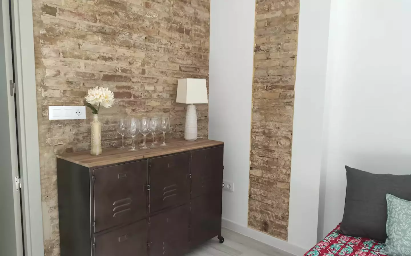 1-bedroom Flat In Valencia (52 M²)