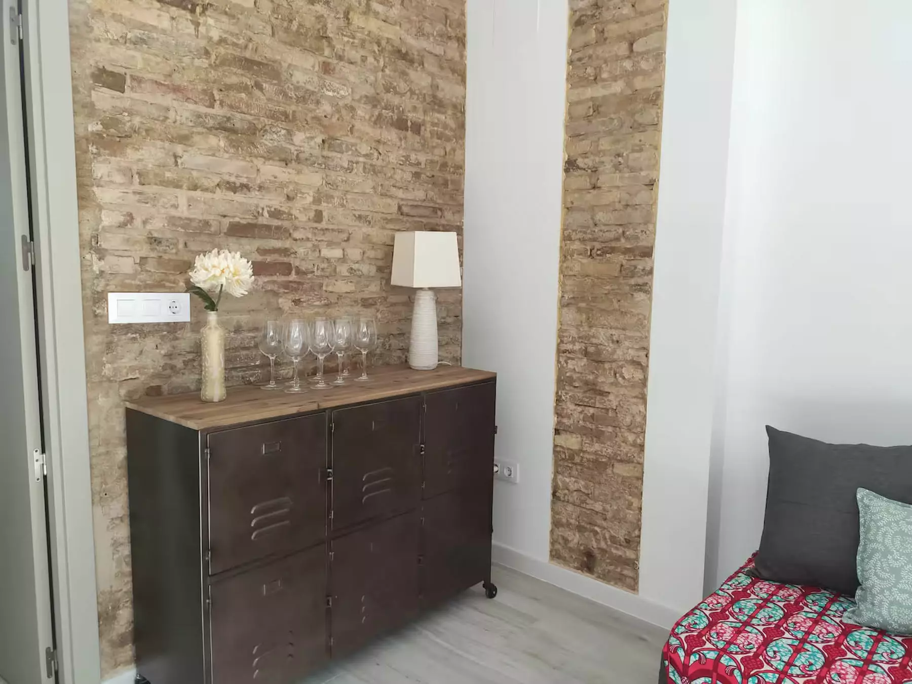 95e609e0-a3b8-43f4-bfb3-8b26c9e1d248-e3a72a 1-bedroom Flat In Valencia (52 M²)