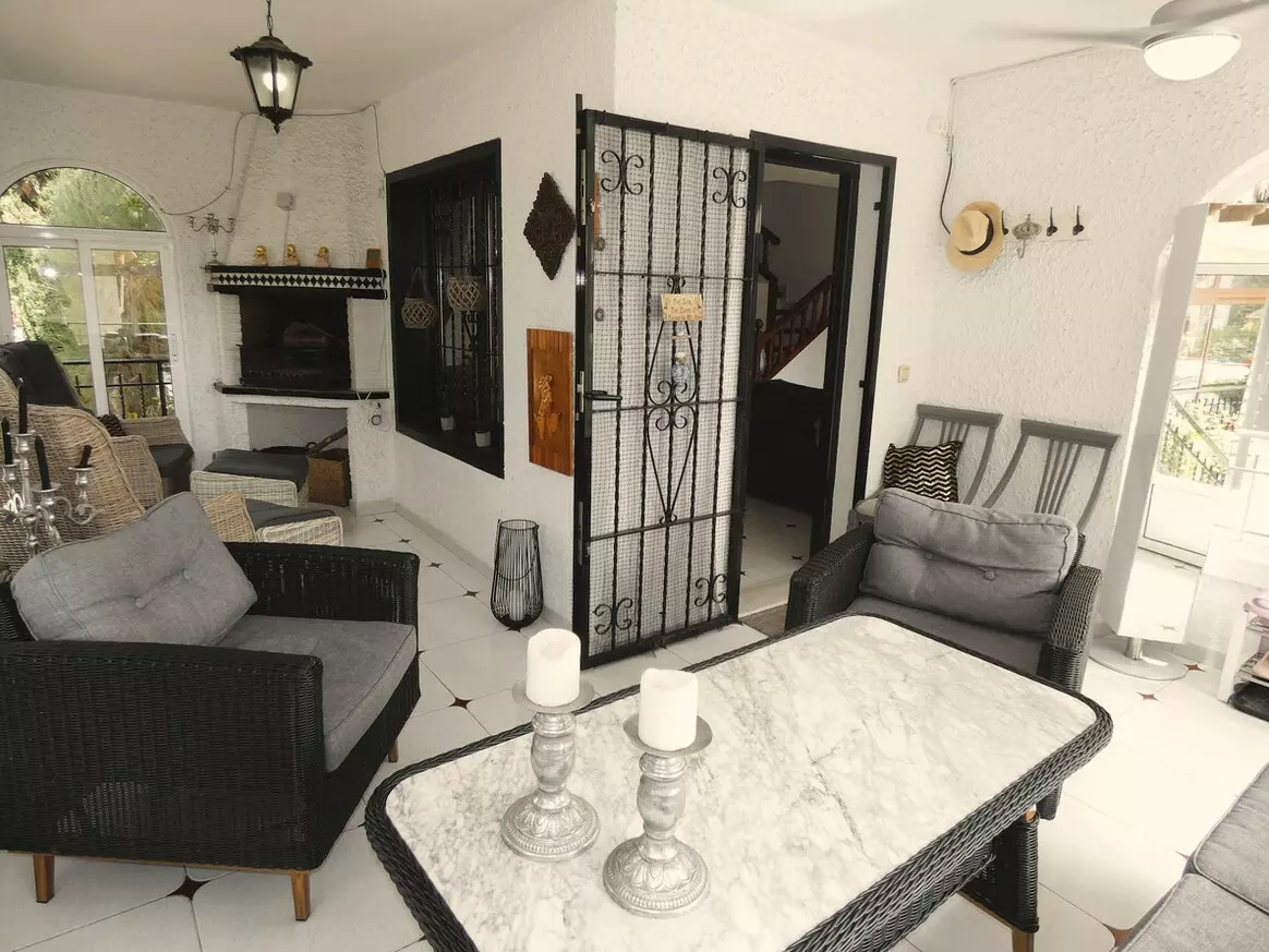 3-bedroom Townhouse In Cabo Roig, Spain (120 M²)