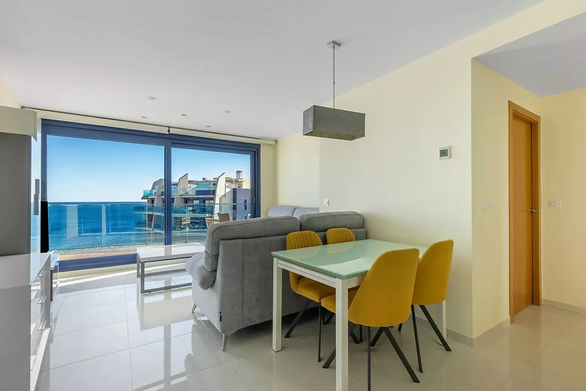 2-bedroom Apartment In Orihuela Costa, Spain (175 M²)