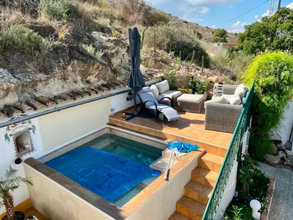 3-bedroom Villa In Benferri, Spain (130 M²)