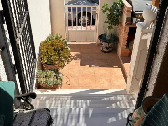 3-bedroom Town House In Santa Pola, Spain (145 M²)