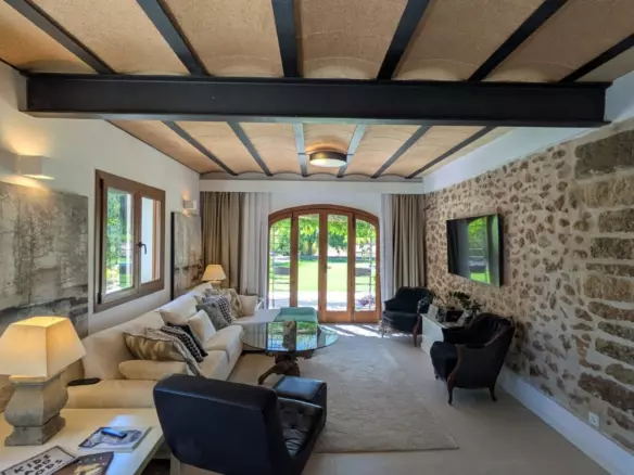 5-bedroom Finca In Binissalem, Spain (379 M²)