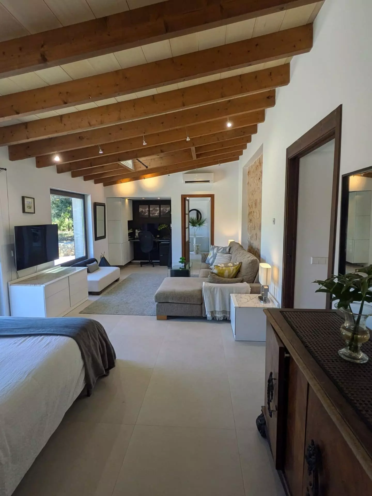 5-bedroom Finca In Binissalem, Spain (379 M²)