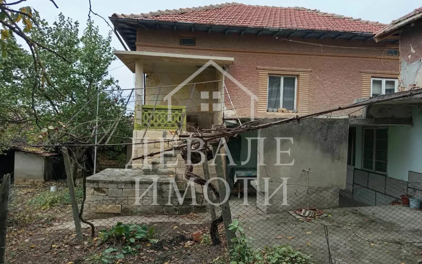 A House With A Large Yard Is For Sale In The Village Of Pirgovo, Ruse Region.