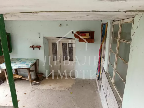 A House With A Large Yard Is For Sale In The Village Of Pirgovo, Ruse Region.