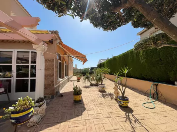 4-bedroom Villa In Cabo Roig, Spain (180 M²)