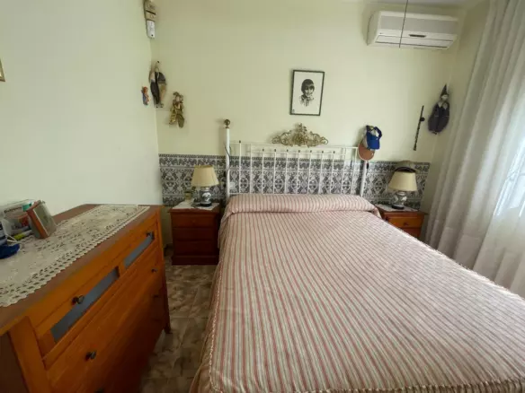 4-bedroom Villa In Cabo Roig, Spain (180 M²)