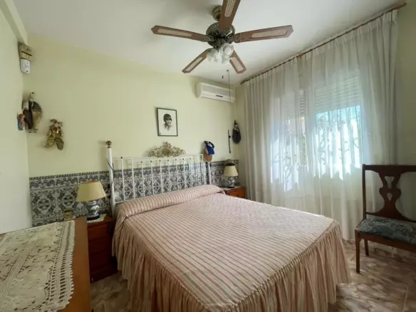 4-bedroom Villa In Cabo Roig, Spain (180 M²)