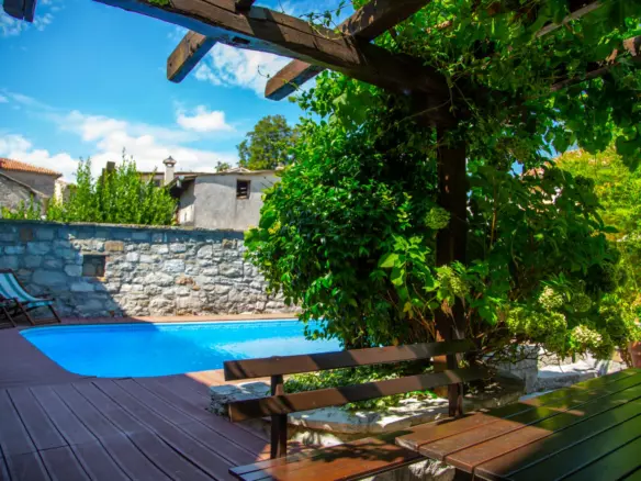 7-bedroom Detached House In Gračišće, Croatia (520 M²)