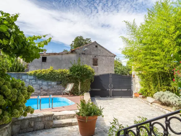7-bedroom Detached House In Gračišće, Croatia (520 M²)
