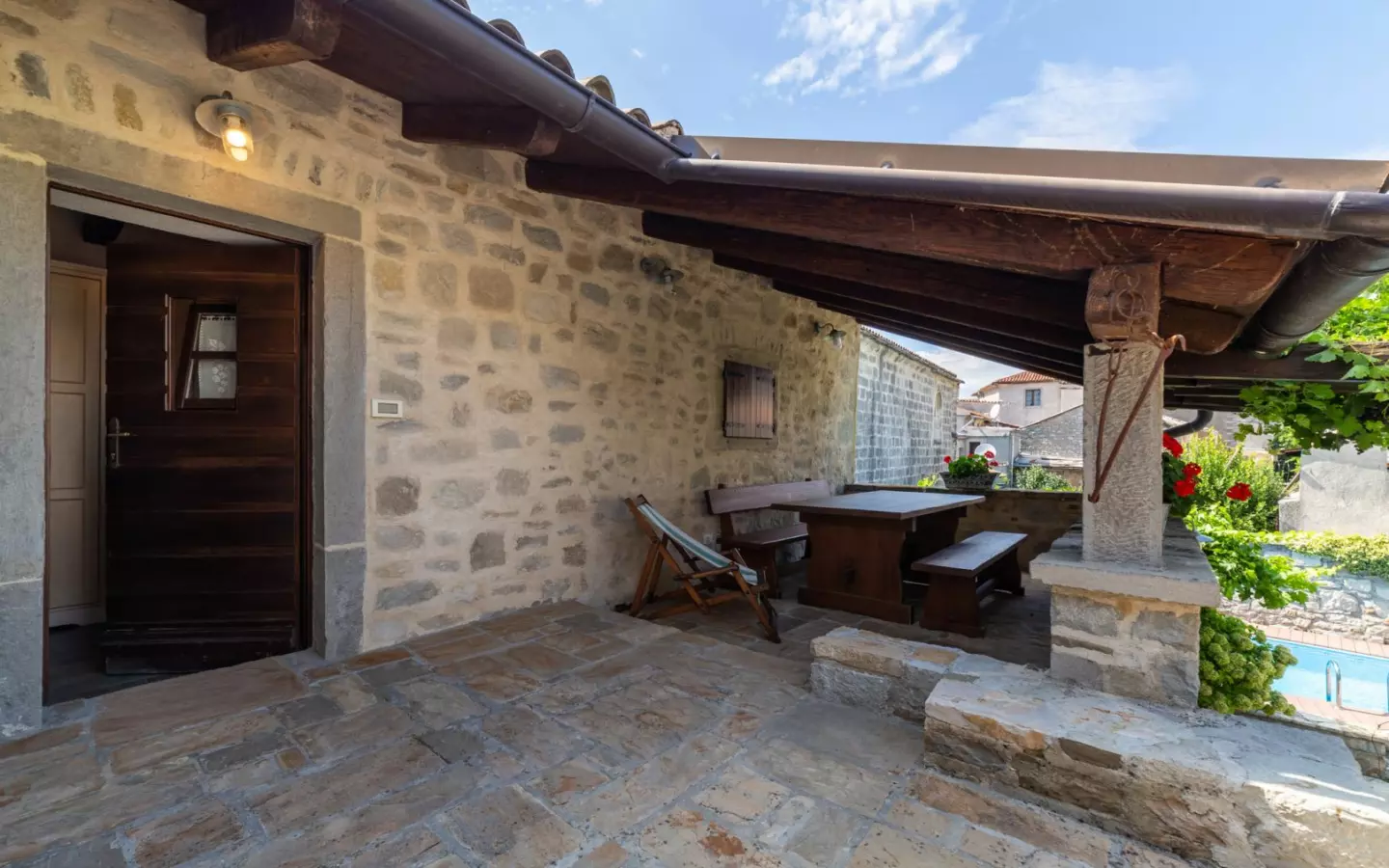 7-bedroom Detached House In Gračišće, Croatia (520 M²)