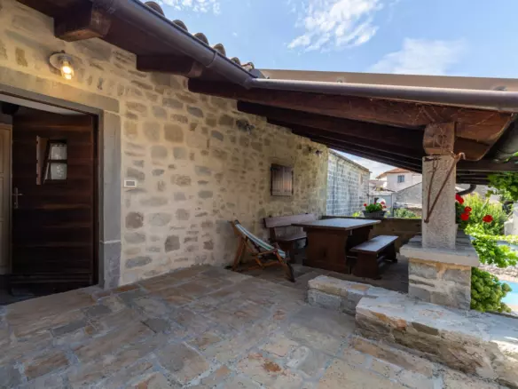7-bedroom Detached House In Gračišće, Croatia (520 M²)