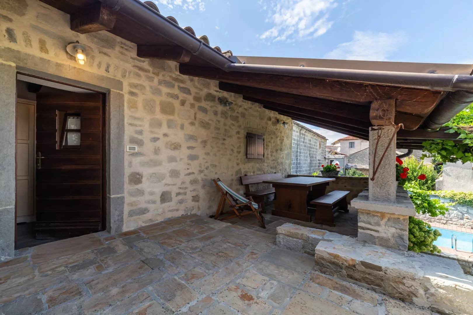 7-bedroom Detached House In Gračišće, Croatia (520 M²)