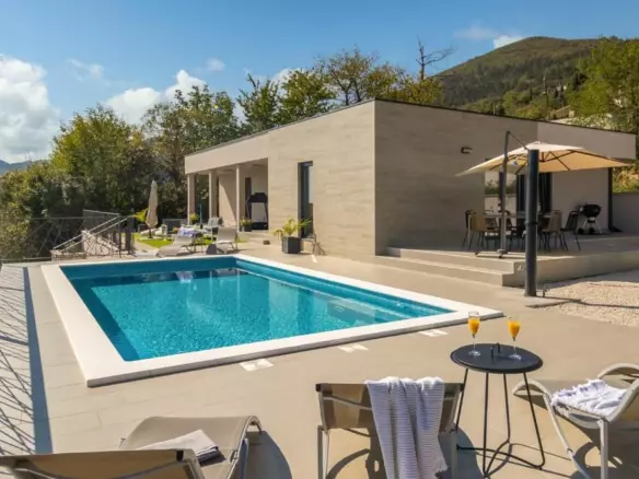 3-bedroom Villa In Opatija – Centar, Croatia (163 M²)