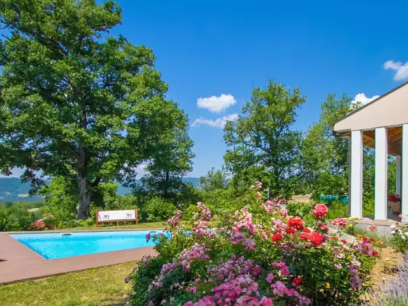 4-bedroom Villa In Buzet, Croatia (285 M²)