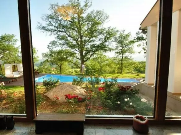 4-bedroom Villa In Buzet, Croatia (285 M²)