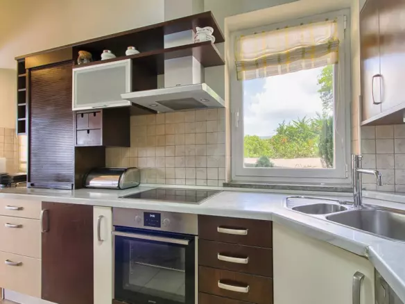 4-bedroom Villa In Buzet, Croatia (285 M²)