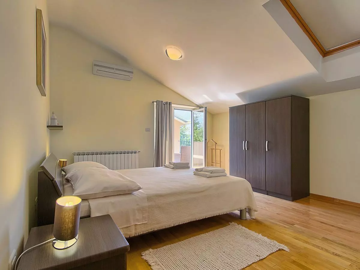 4-bedroom Villa In Buzet, Croatia (285 M²)