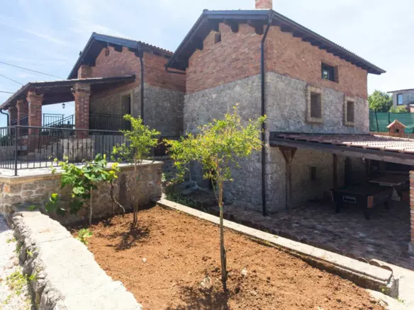7-bedroom Villa In Veprinac, Croatia (564 M²)