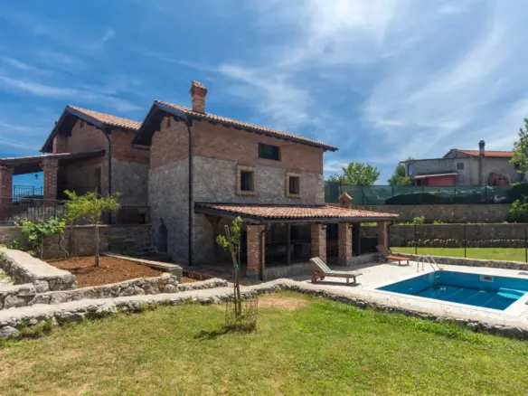 7-bedroom Villa In Veprinac, Croatia (564 M²)