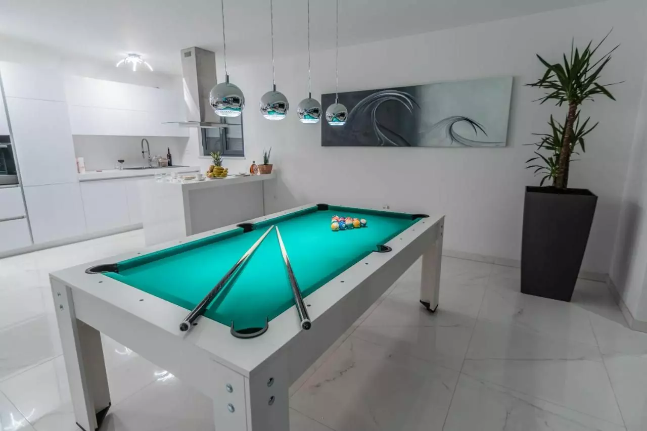 8-bedroom Villa In Pobri, Croatia (500 M²)