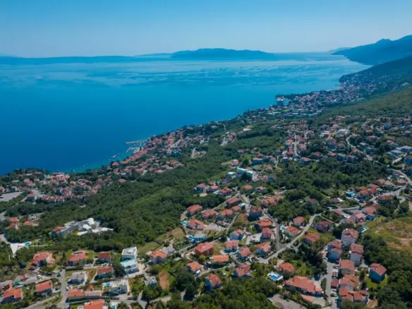 8-bedroom Villa In Pobri, Croatia (500 M²)