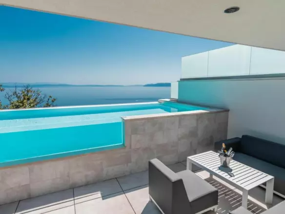 8-bedroom Villa In Pobri, Croatia (500 M²)