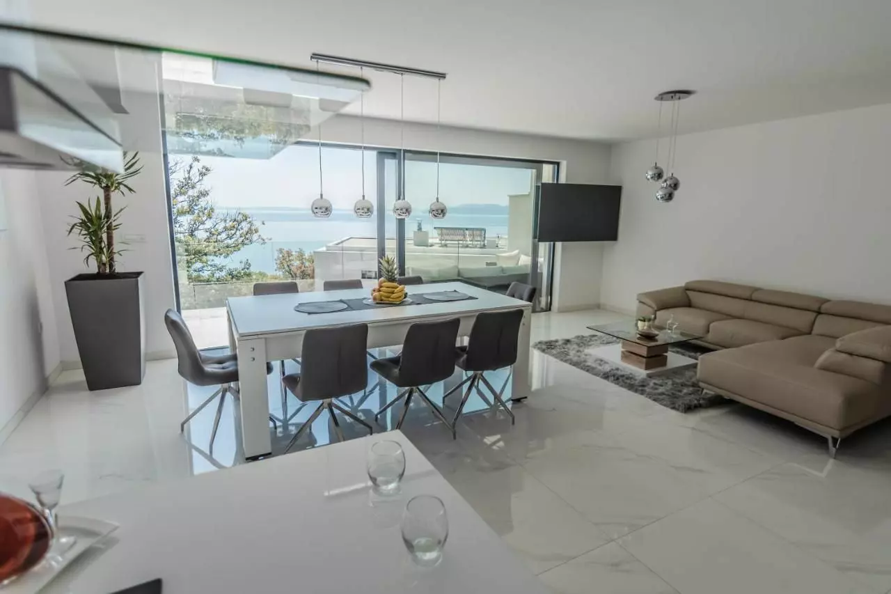 8-bedroom Villa In Pobri, Croatia (500 M²)