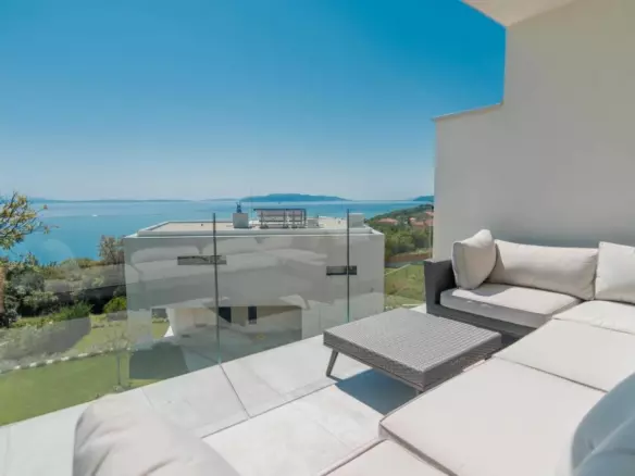 8-bedroom Villa In Pobri, Croatia (500 M²)