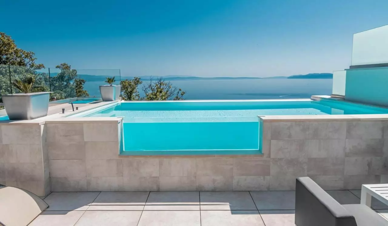 8-bedroom Villa In Pobri, Croatia (500 M²)
