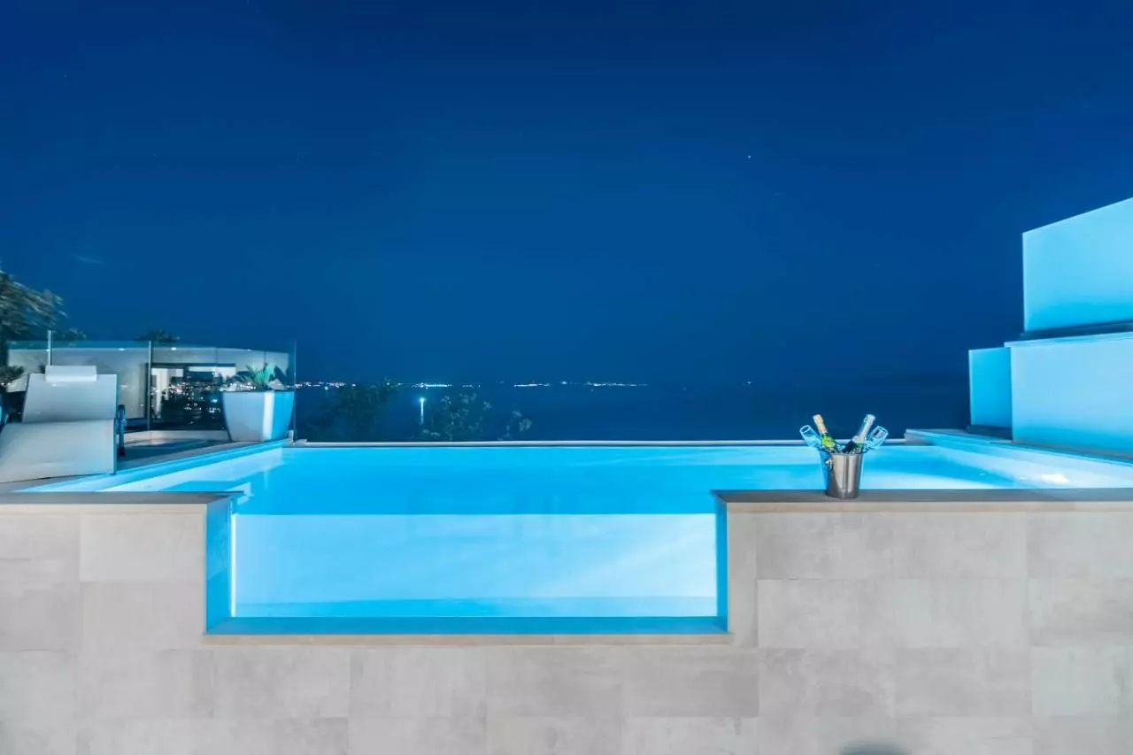 8-bedroom Villa In Pobri, Croatia (500 M²)