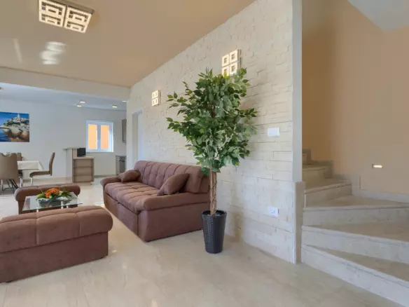4-bedroom Detached House In Rabac, Croatia (208 M²)