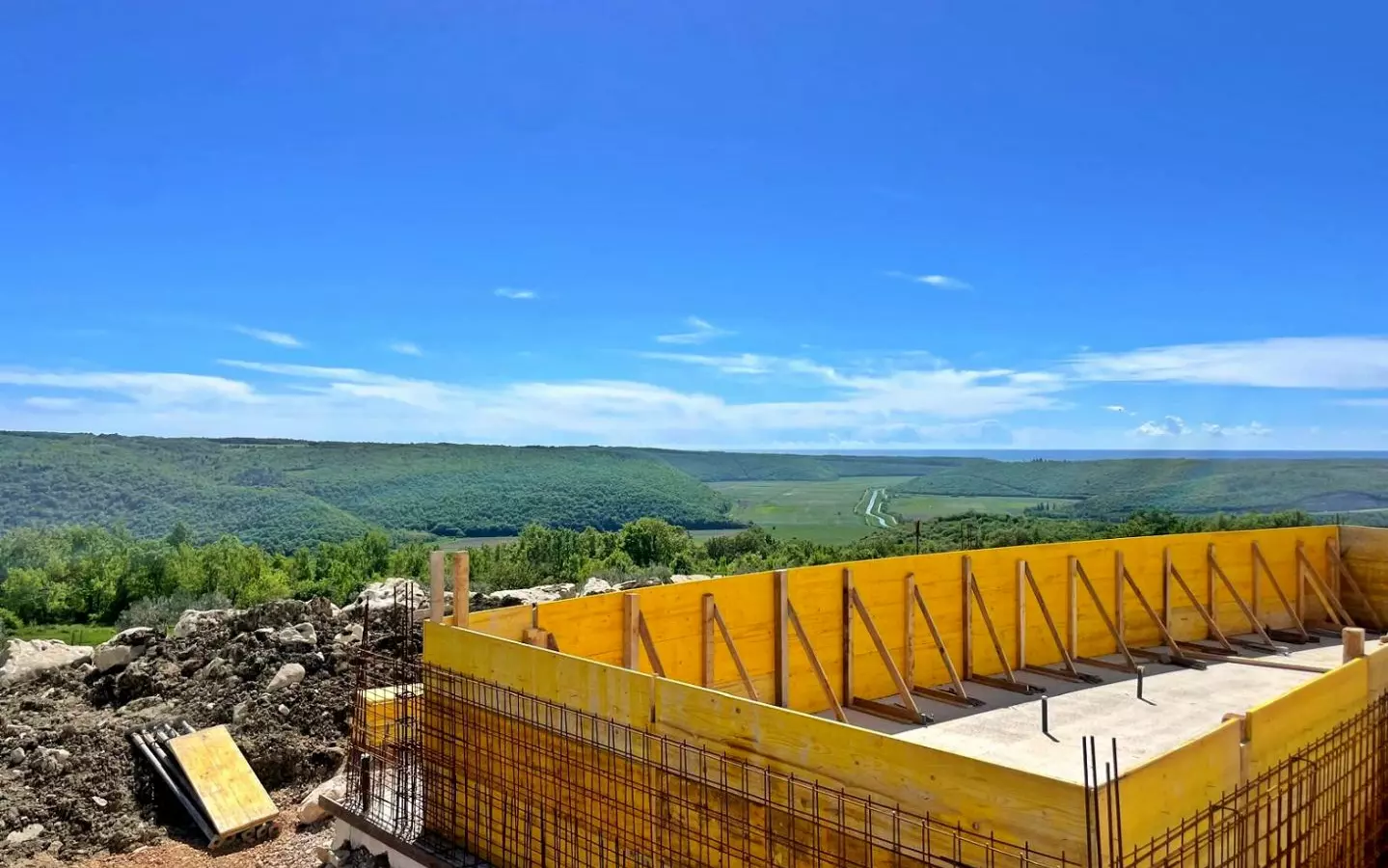 4-bedroom Villa In Grožnjan, Croatia (350 M²)