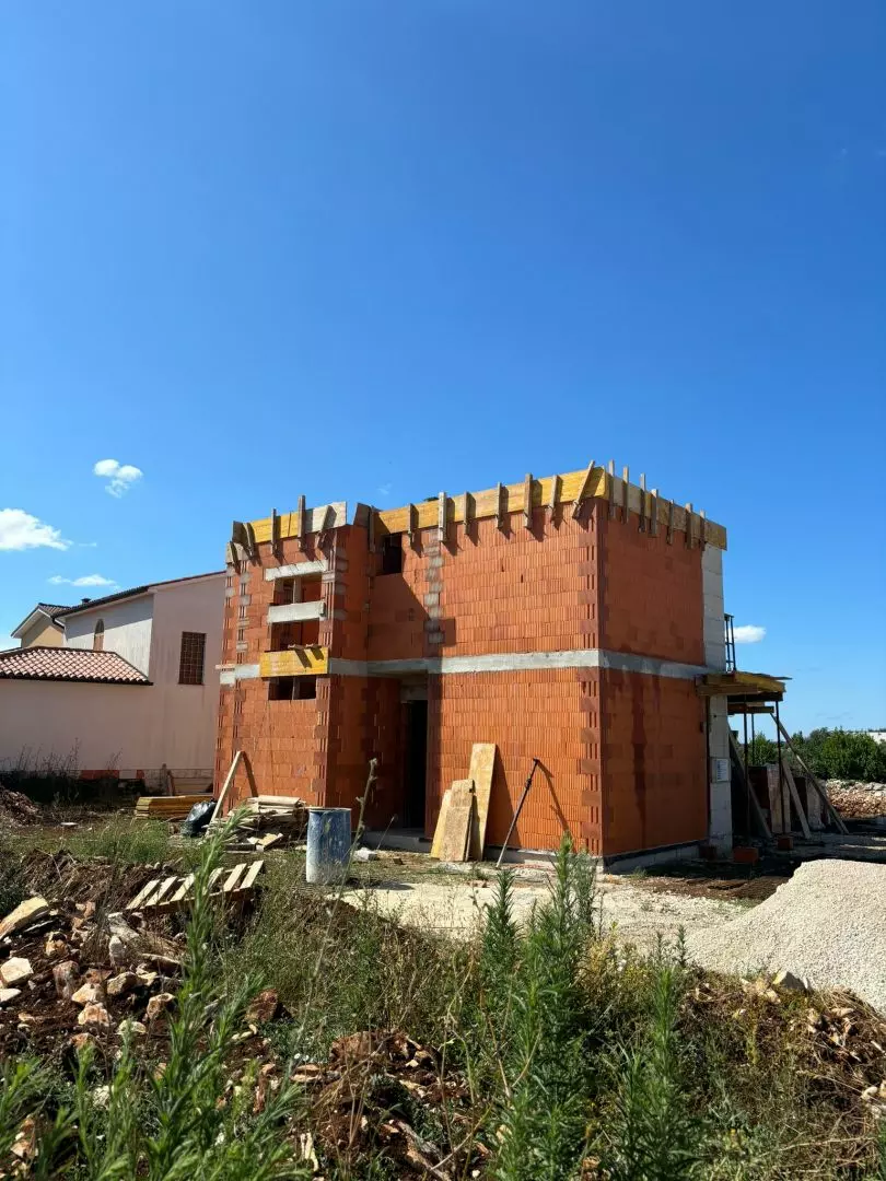 4-bedroom Villa In Peroj, Croatia (200 M²)