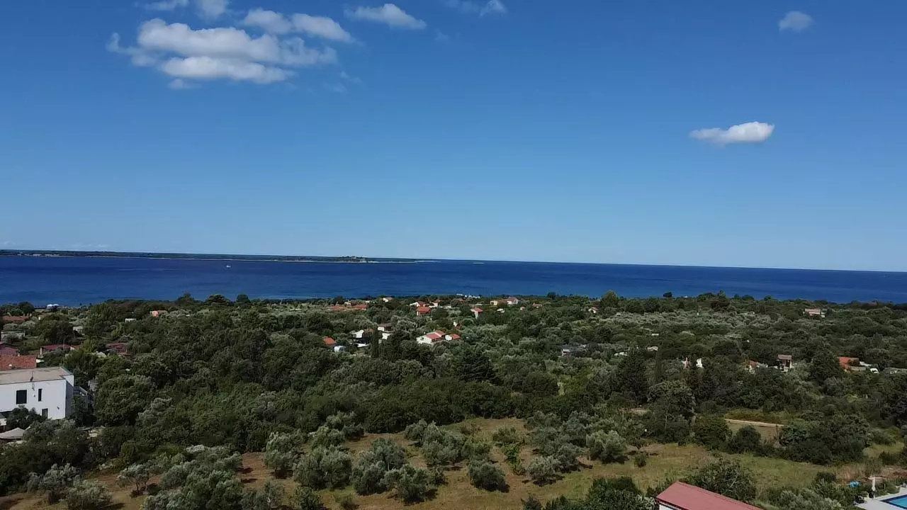 4-bedroom Villa In Peroj, Croatia (200 M²)