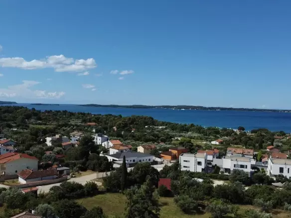 4-bedroom Villa In Peroj, Croatia (200 M²)