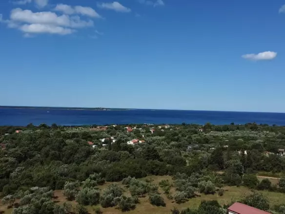 Land In Peroj, Croatia (540 M²)
