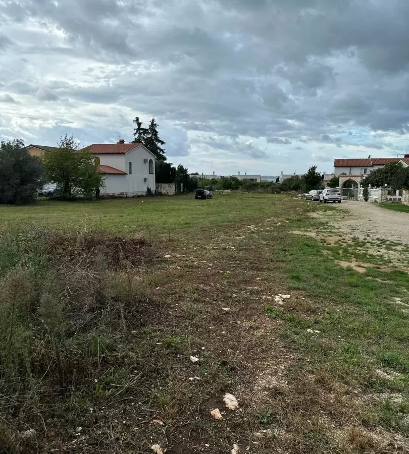 Land In Peroj, Croatia (540 M²)
