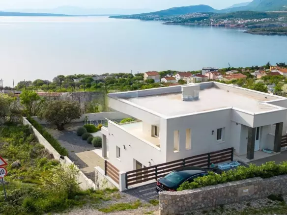 3-bedroom Villa In Klenovica, Croatia (170 M²)