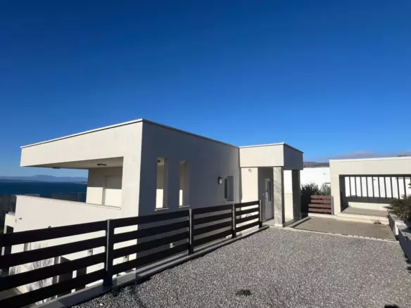 3-bedroom Villa In Klenovica, Croatia (170 M²)