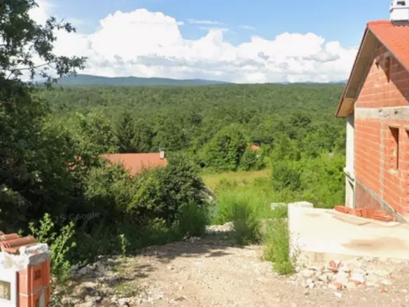 Land In Veli Brgud, Croatia (1.100 M²)